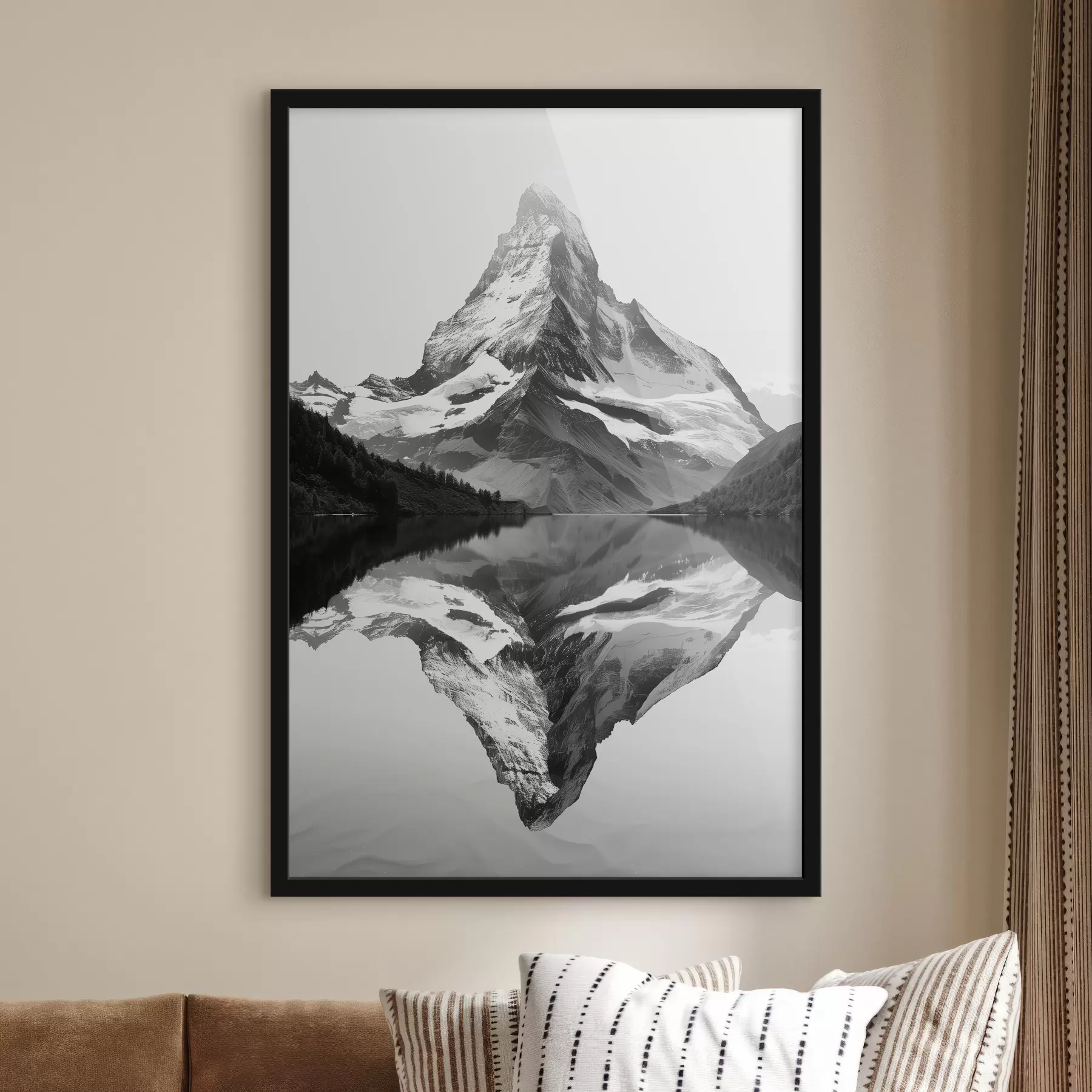 fototapet Imagine alb-negru a unui munte în stil minimalist f39638