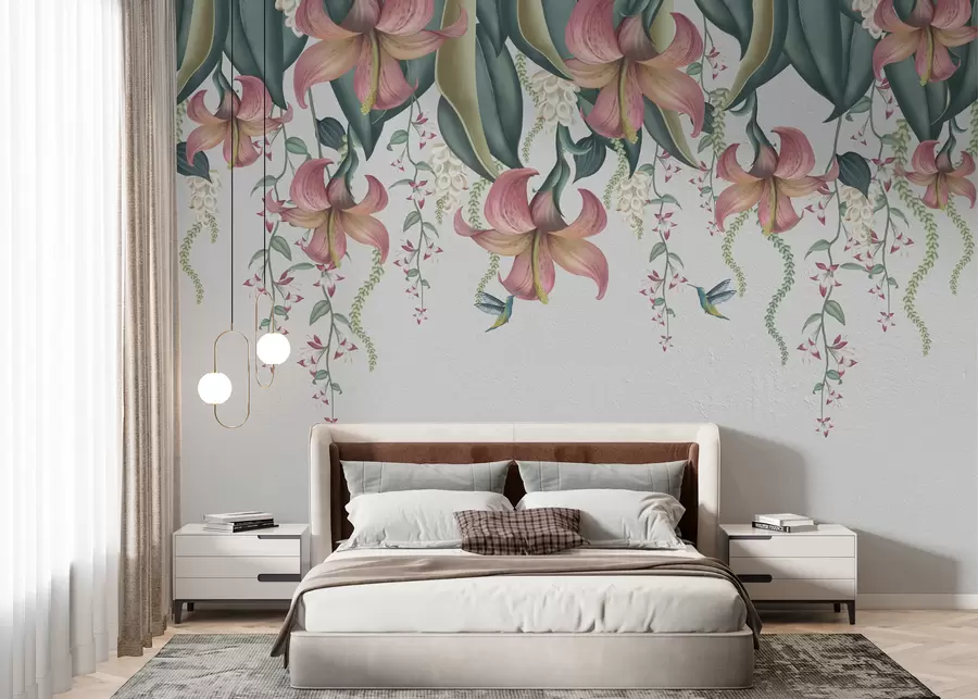 fototapet Motiv botanic delicat cu crini agățați, flori și colibri pe un perete luminos w01523v1