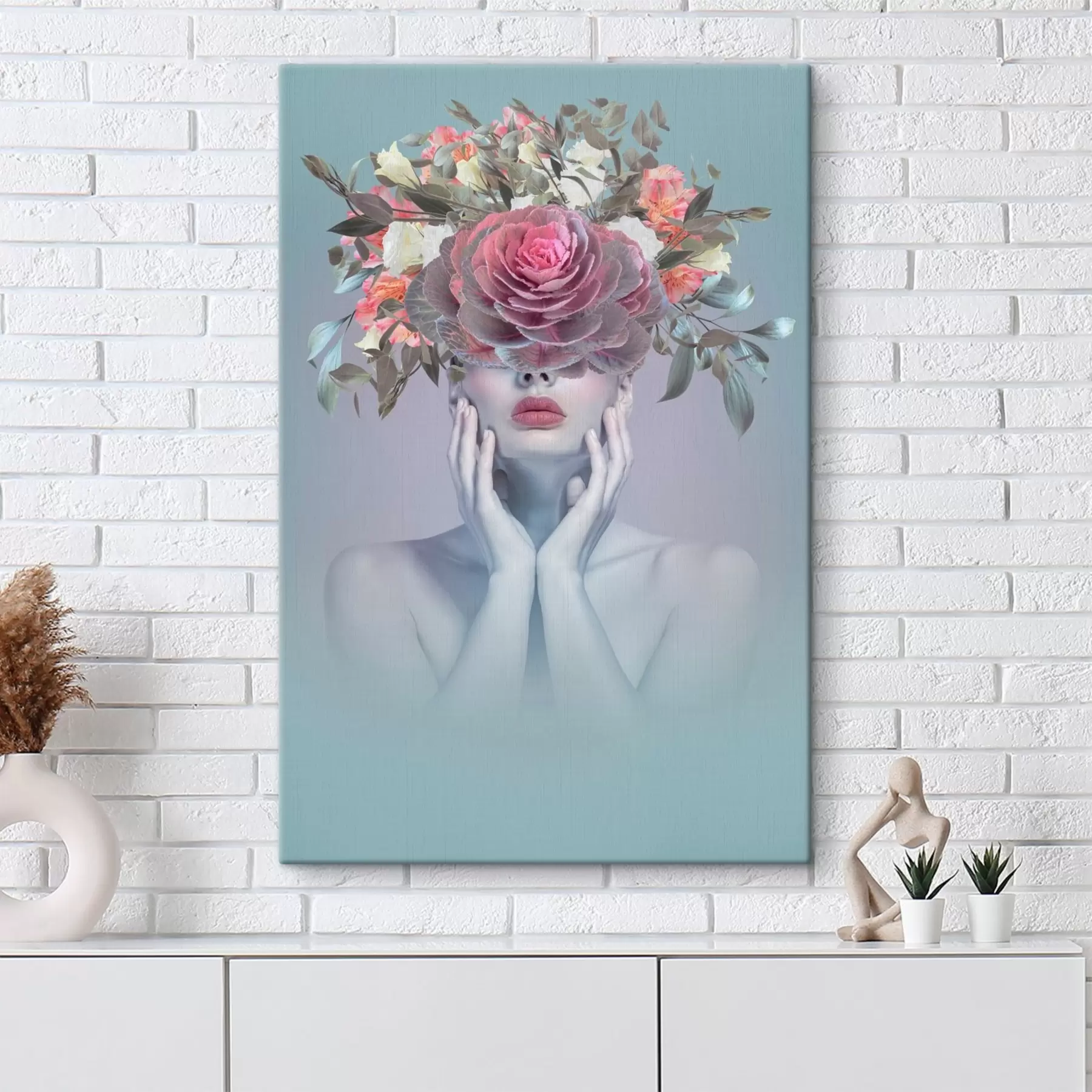 fototapet O femeie cu flori pe cap s37479