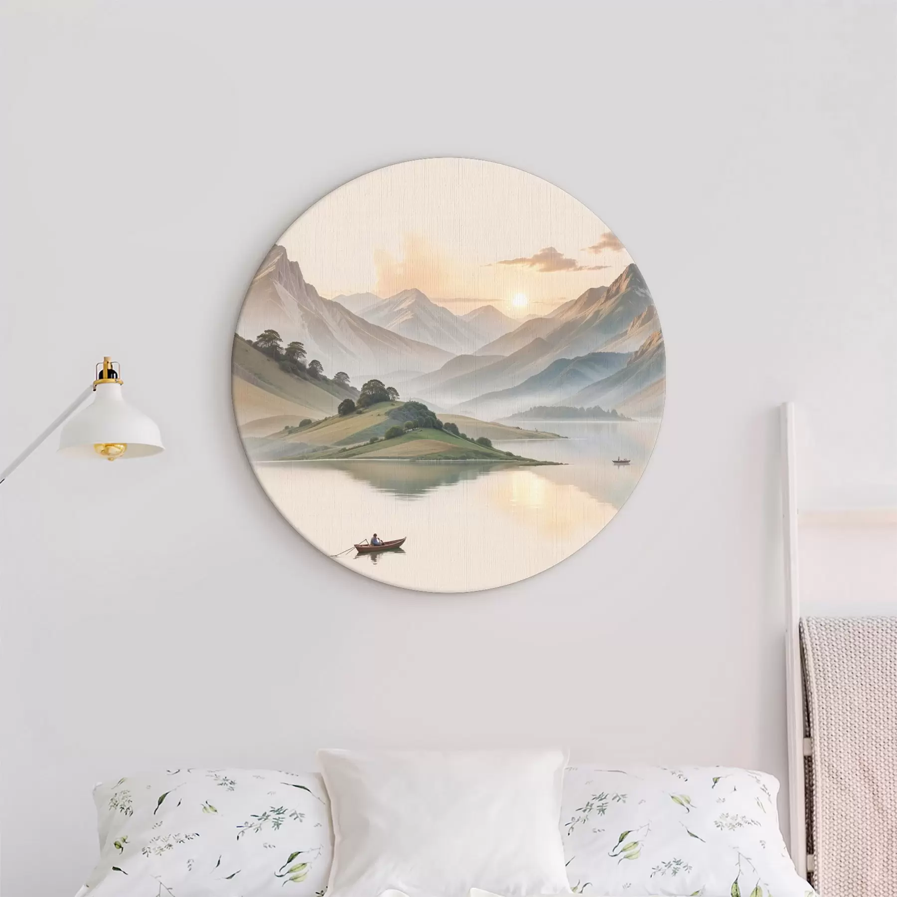 Tablouri Un peisaj senin cu un lac care reflectă munții în fundal cu o barcă mică pe apa calmă r40391