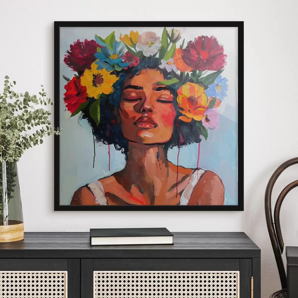 Poster Imagine care prezintă o femeie cu flori în păr f38575