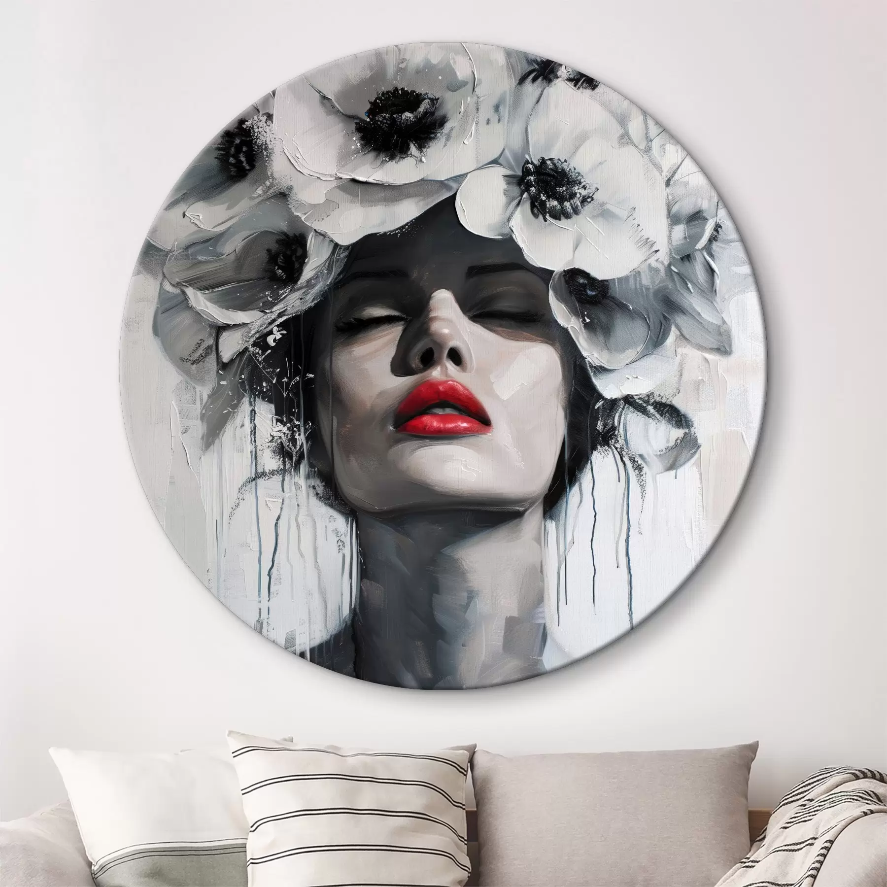 Tablouri Portret de femeie cu flori în păr și buze roșii r39253