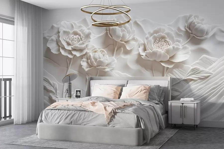 fototapet O imitație florală albă de sculptură în relief cu flori mari de bujor detaliate pe un fundal simplu w08612