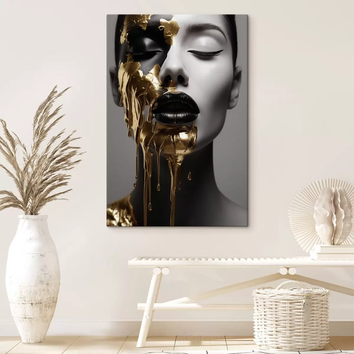 Tablouri Oameni, fată cu buze negre s43337