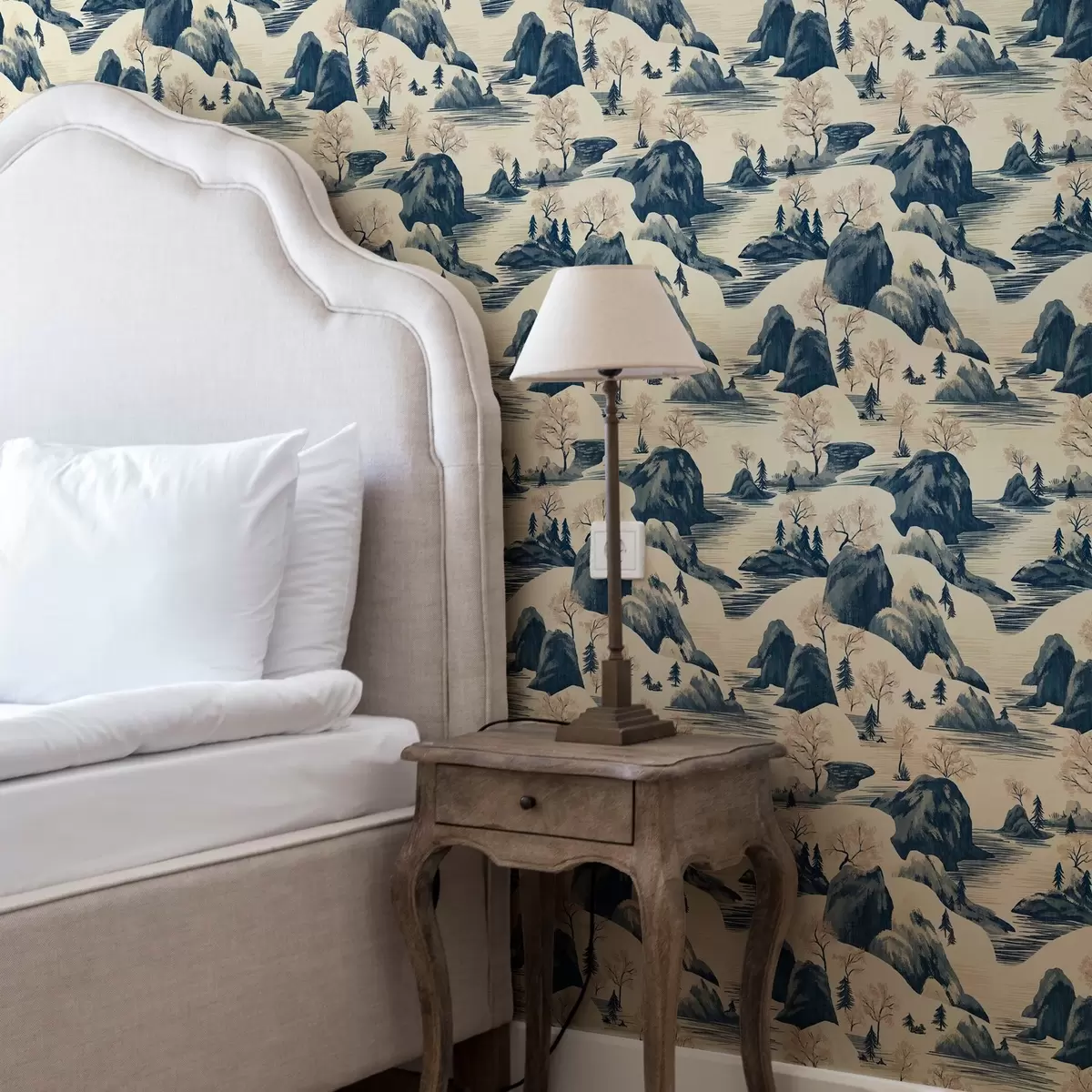 Wallpaper Peisaje de iarnă cu râu de munte în nuanțe de albastru a00103