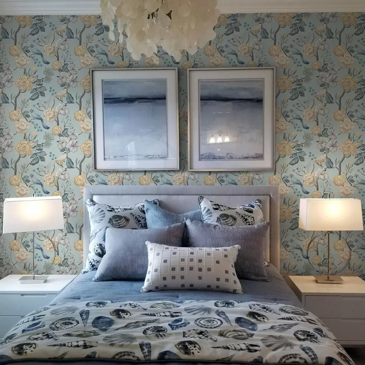 Wallpaper Flori și păsări pe fundal albastru a00134