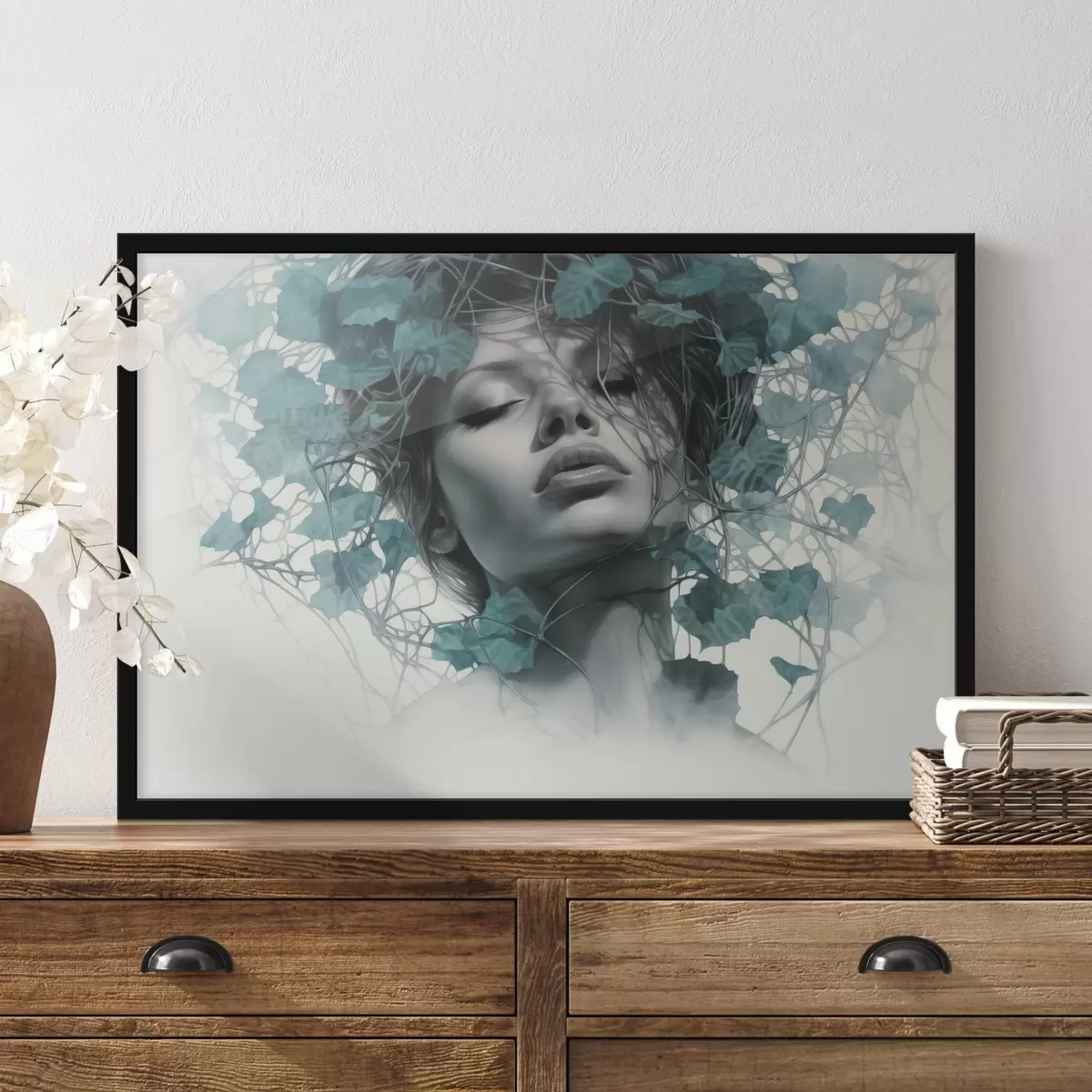 Poster Portret de femeie cu ochii închiși, înconjurată de frunze verzi și ramuri f44399