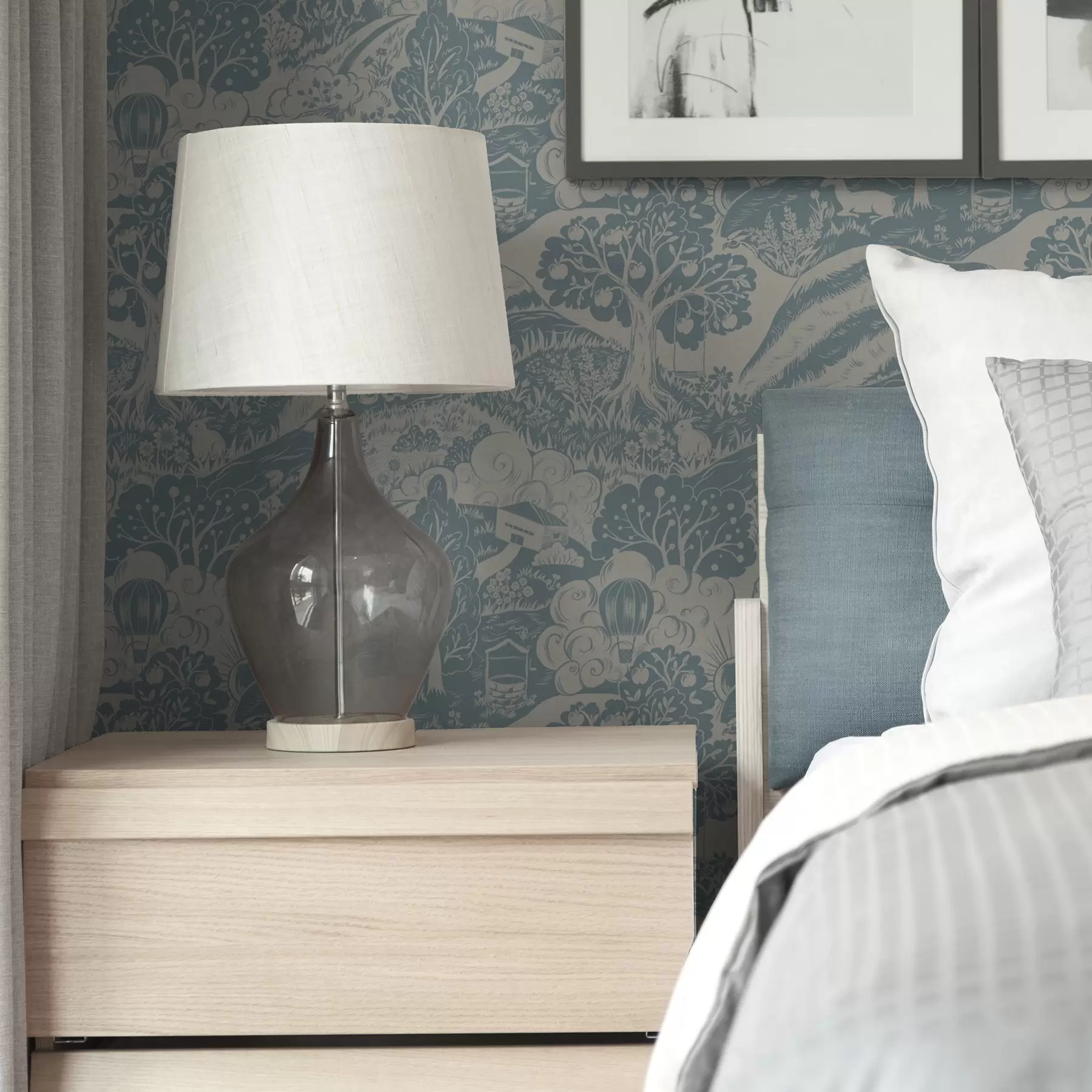 fototapet Pădure de zâne cu animale în stilul ilustrației pentru copii a00172