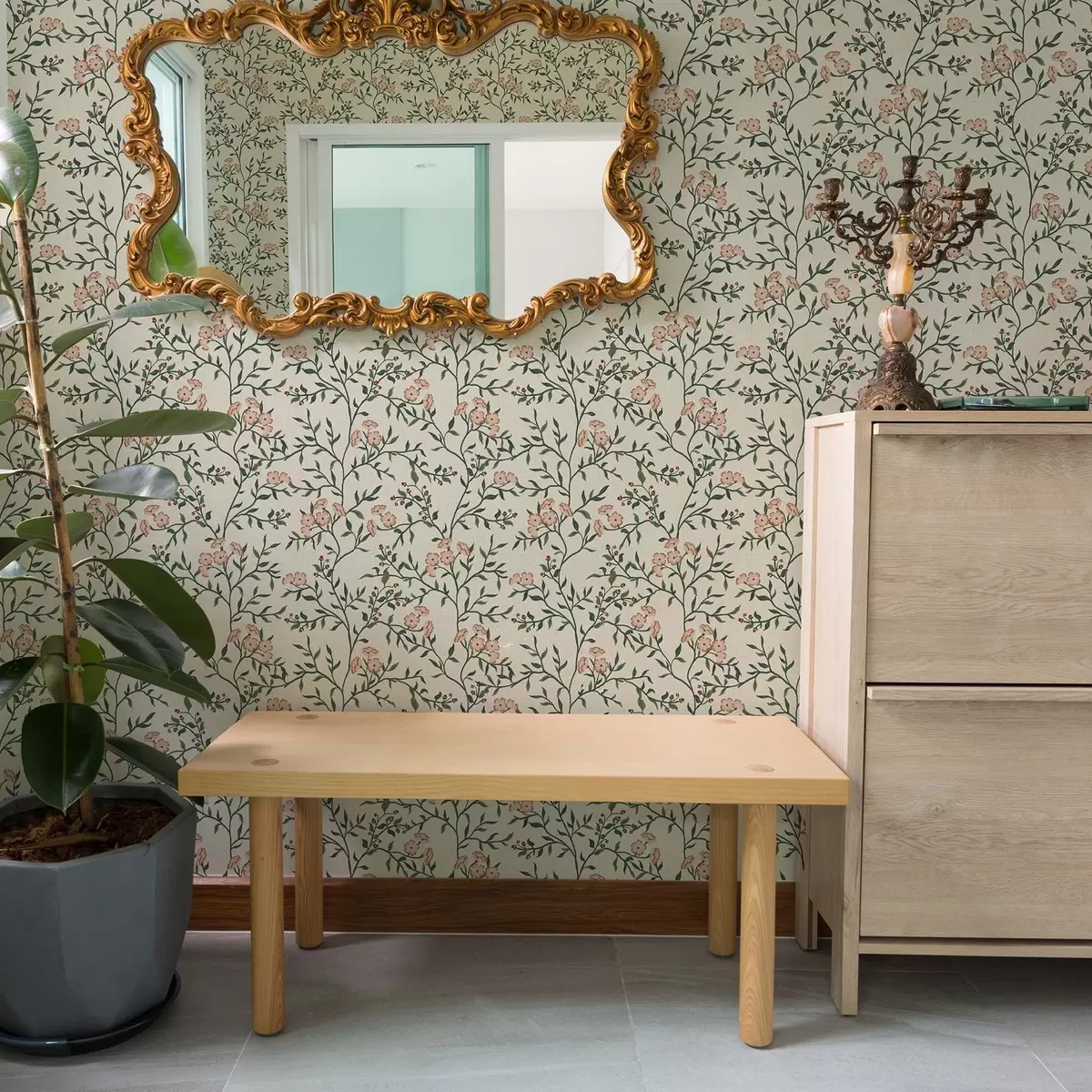 Wallpaper Ramuri întredeschise cu flori de coral, model floral a00221