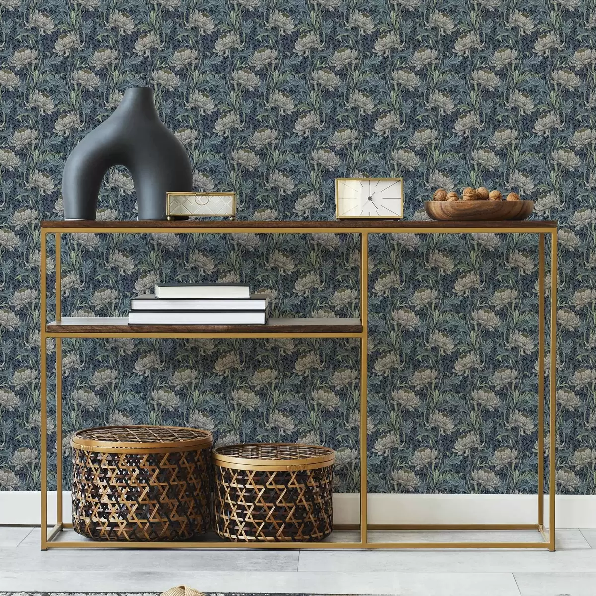 Wallpaper Peonii de epocă pe un fundal întunecat, stil floral gotic a00233