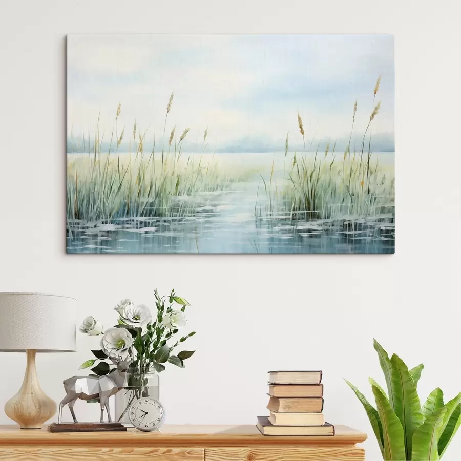Tablouri O imitație de pictură acuarelă de iarbă înaltă în creștere lângă apă, cer acoperit de nori și fundal neclar  s44860