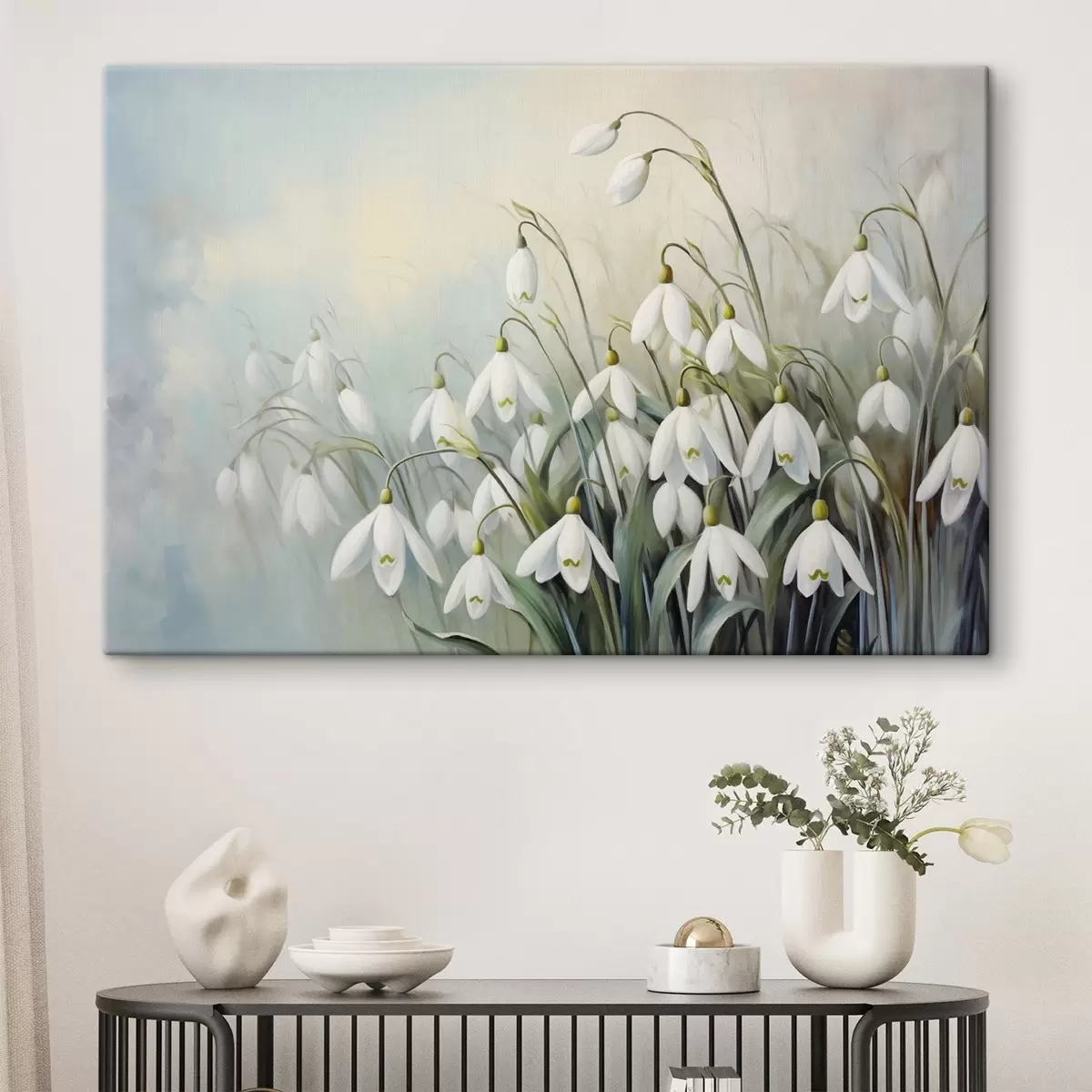 Tablouri Flori albe de ninsoare cu tulpini și frunze albastre și verzi, tușe moi, fundal neclar  s44864