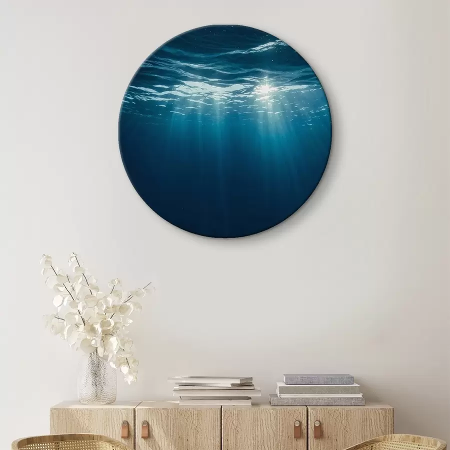 Tablouri Raze de lumină sub apă în adâncul oceanului albastru r44897