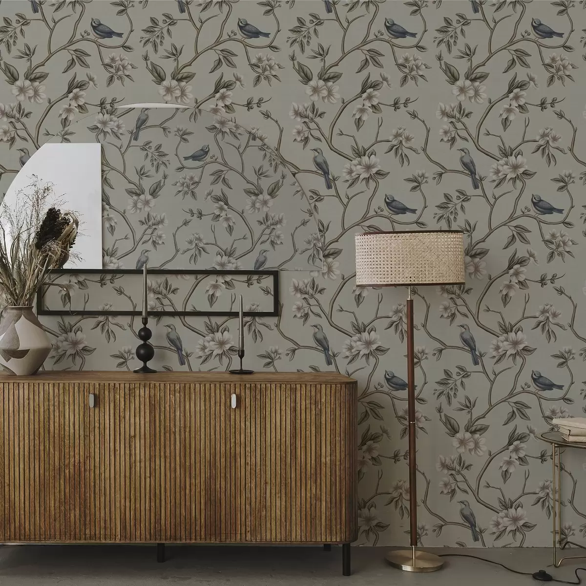 Wallpaper Ramuri cu păsări și flori albe pe un fundal delicat a00303