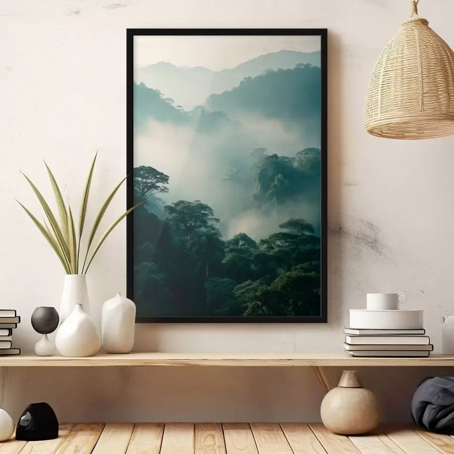 fototapet Pădure tropicală cu copaci verzi luxurianți și un strat gros de ceață, creând un mediu atmosferic f45189