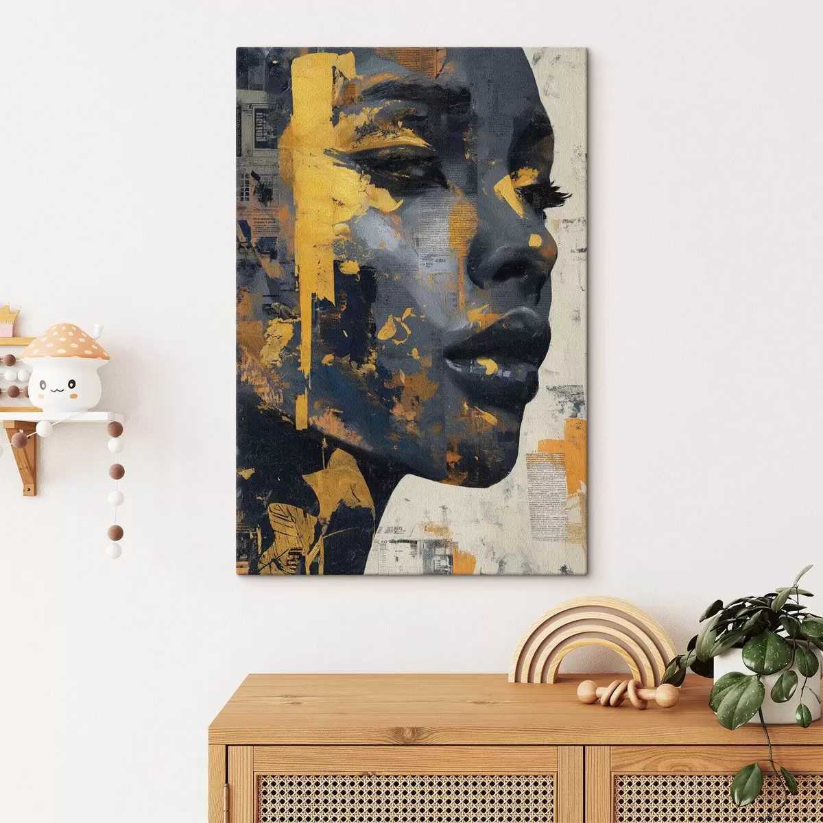 Tablouri Portret în media mixtă cu fragmente de ziar și tușe decorative s45420