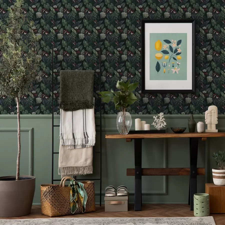 fototapet Frunze tropicale cu flori albe și roșii a00361