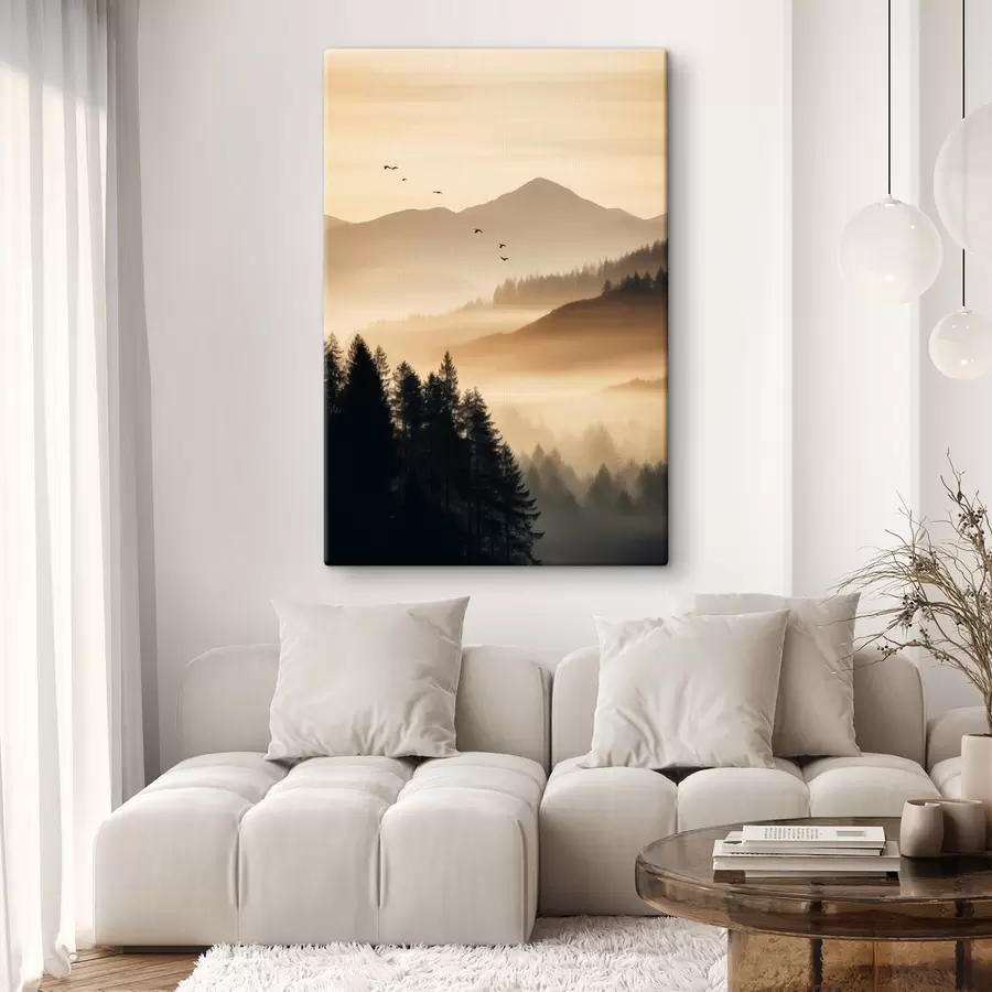 Tablouri Un peisaj montan cu o pădure și păsări care zboară pe cer , toate acoperite de un strat gros de ceață în timpul răsăritului s45563