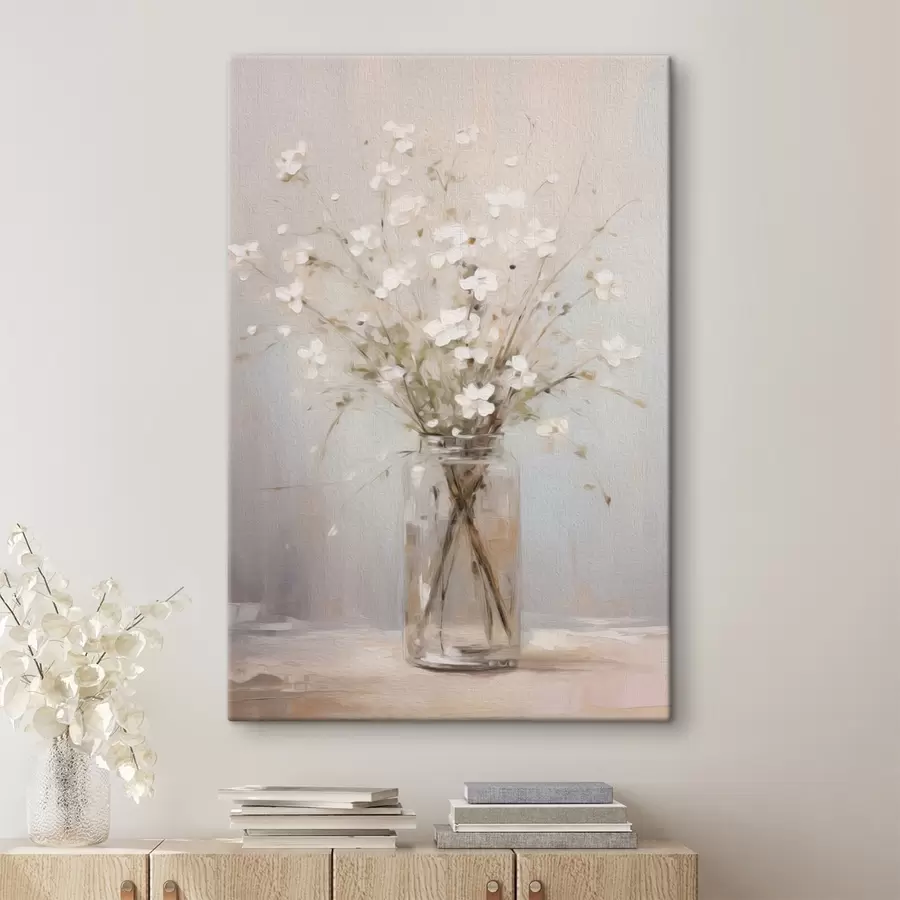 Tablouri Un buchet de flori albe într-o vază de sticlă transparentă s45814