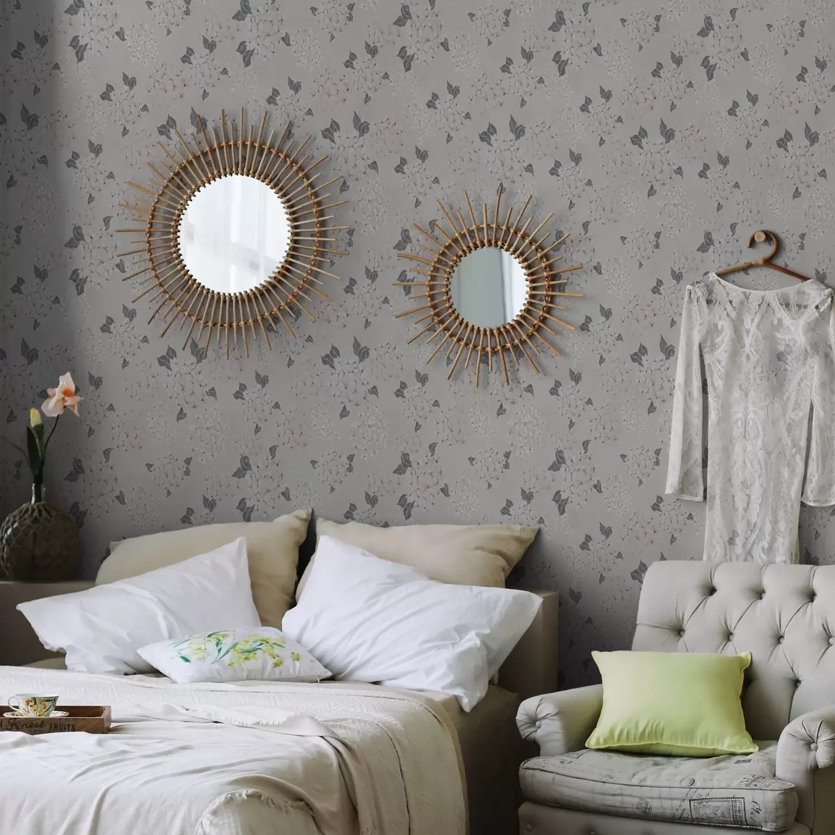 Wallpaper Flori aerisite pe un fundal deschis, în nuanțe delicate de roz-gri a00600