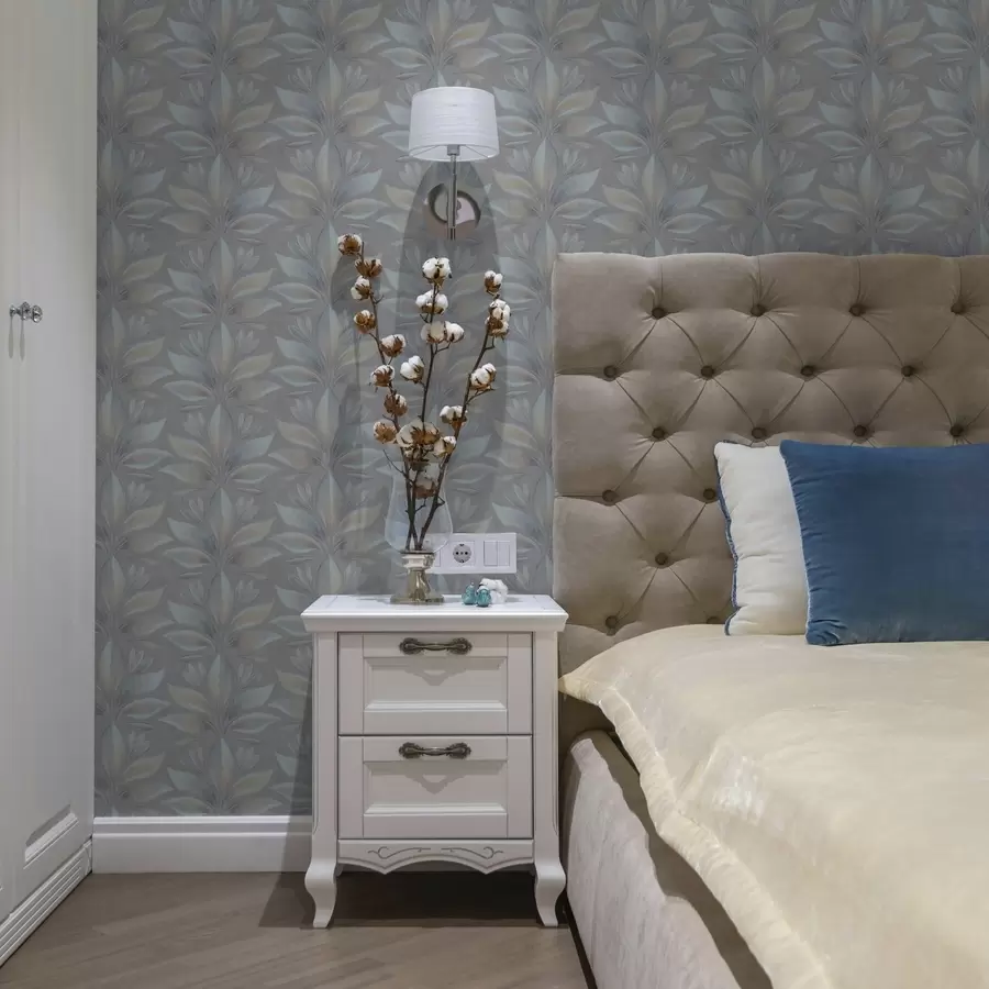 fototapet Frunze mari stilizate într-o paletă de albastru-nisip pe fond gri a00601