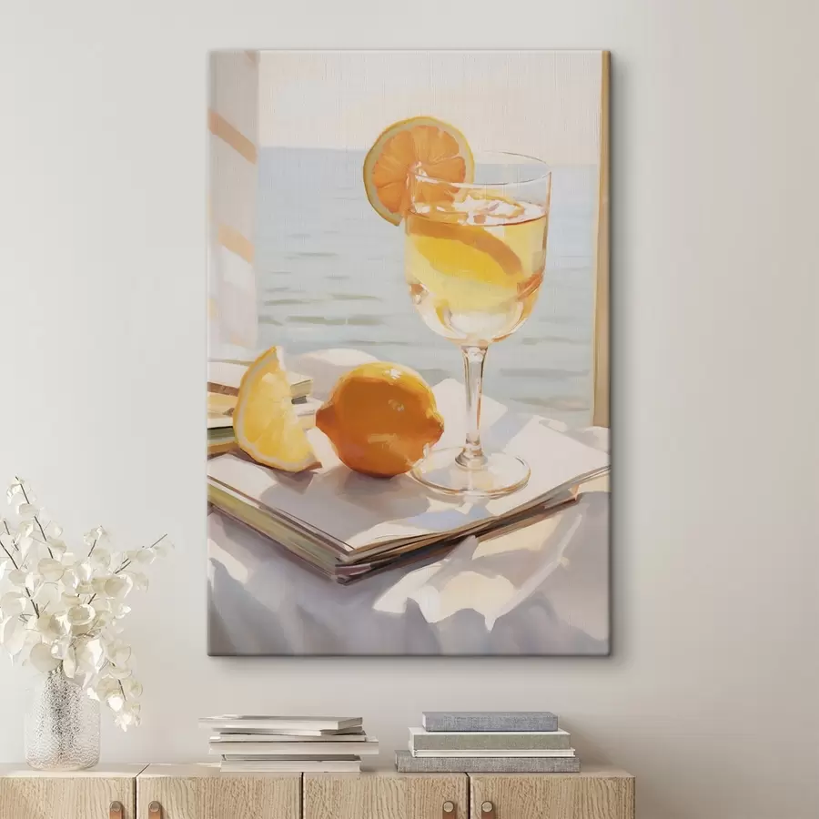 Tablouri Un cocktail într-un pahar lângă fereastră s46064