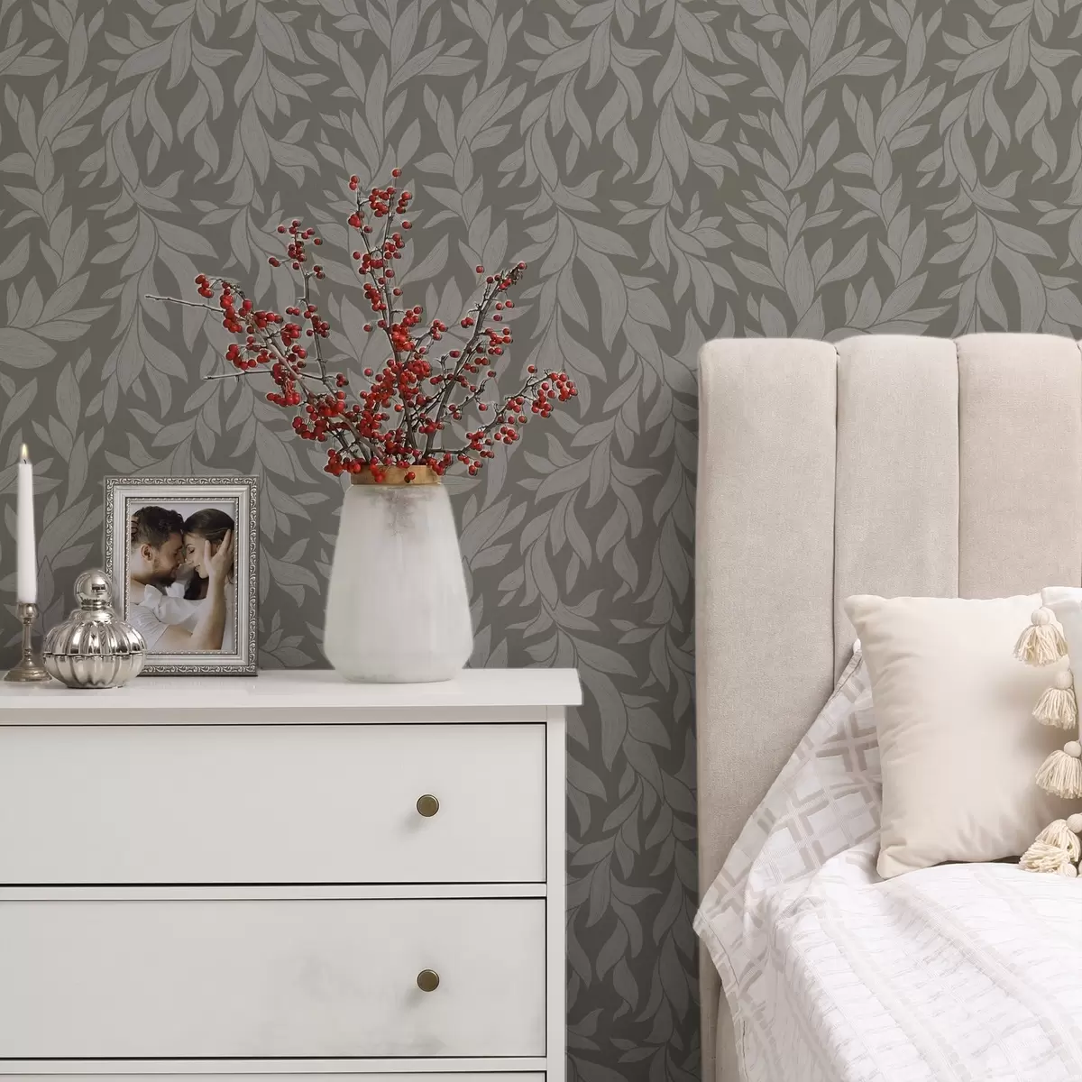 Wallpaper Fundal verde măslin cu frunze de liliac, textură liniară a00616v1