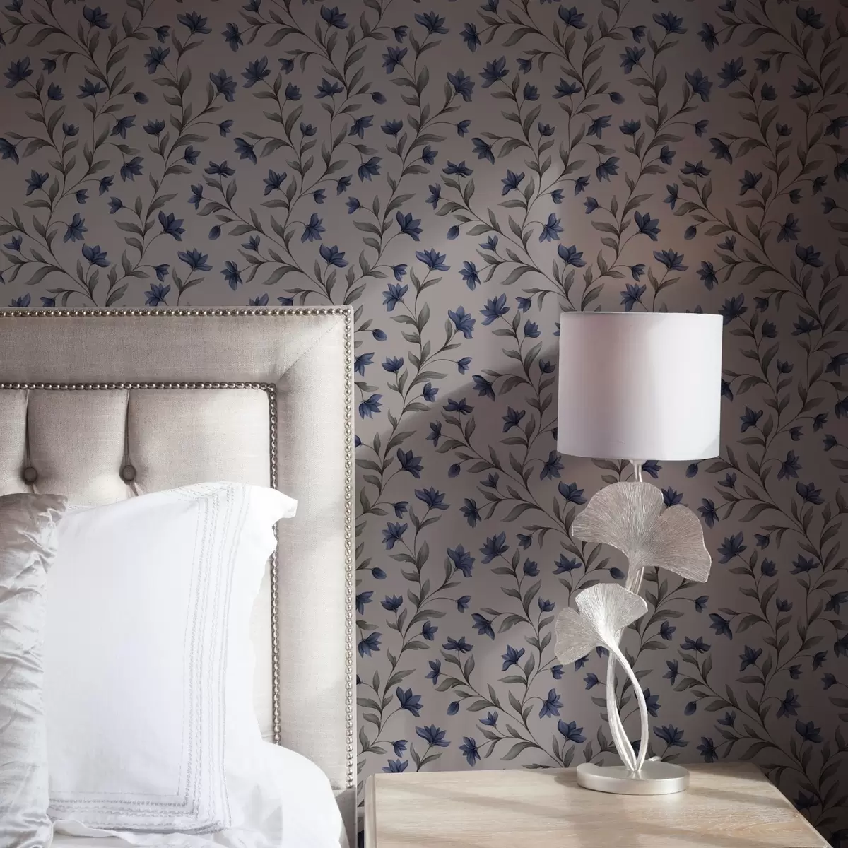 Wallpaper Clopoței pe un fundal roz pudrat a00622v2