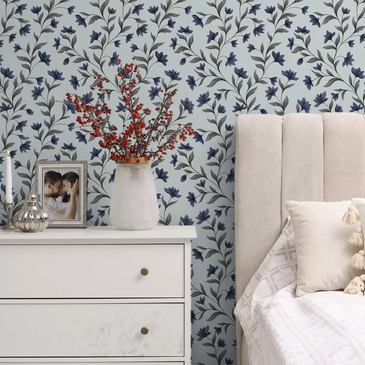 Wallpaper Clopoței pe un fundal albastru deschis a00622v3