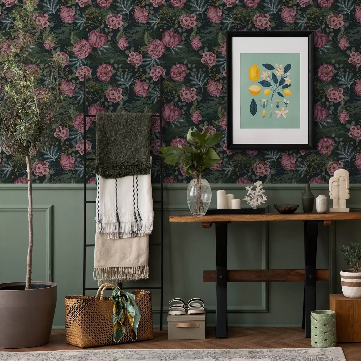 Wallpaper Floră întunecată cu flori și frunze roz, fundal intens a00724