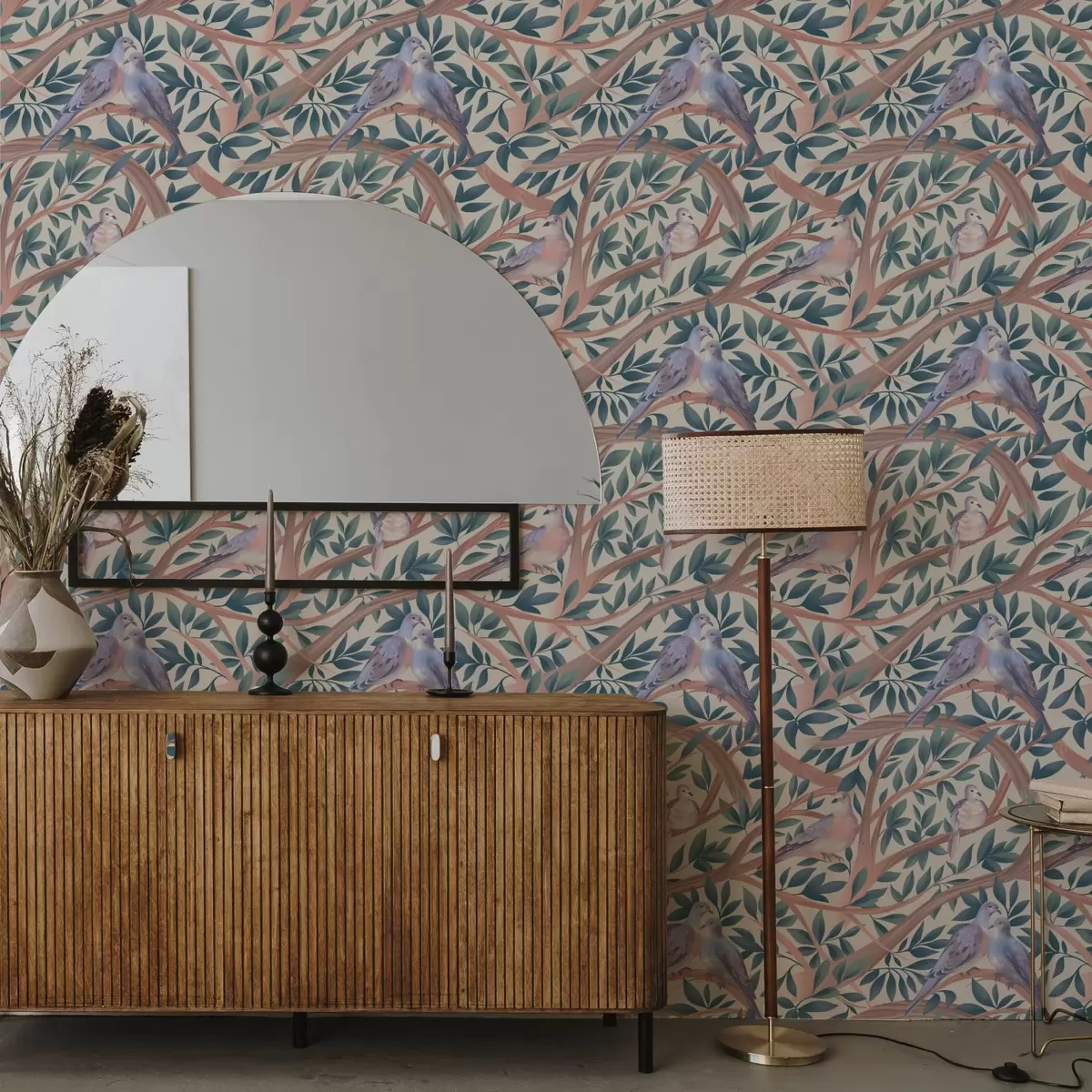 Wallpaper Porumbei printre ramuri și frunze într-o paletă pastelată delicată a00796