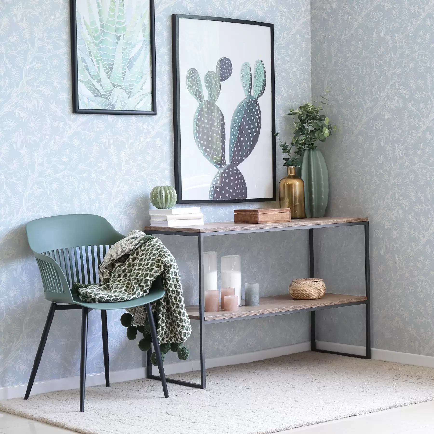 fototapet Ramuri de pin în tonuri deschise pe fundal albastru a00838