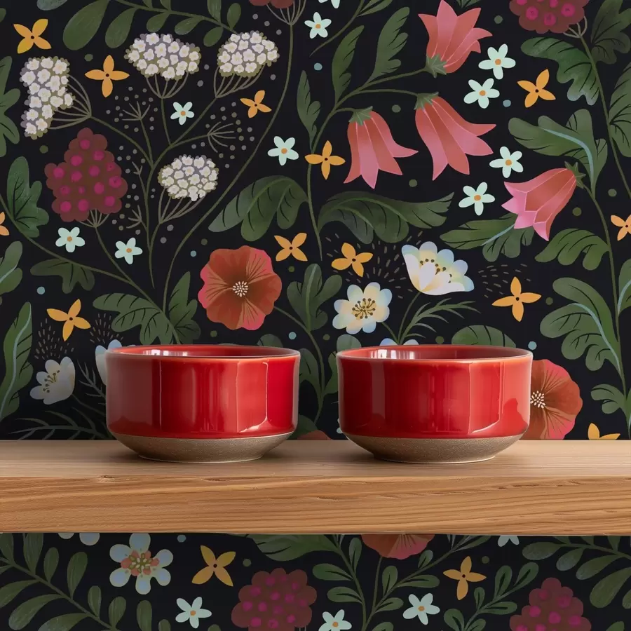 fototapet Flori sălbatice și fructe de pădure pe fundal negru intens a00849v3