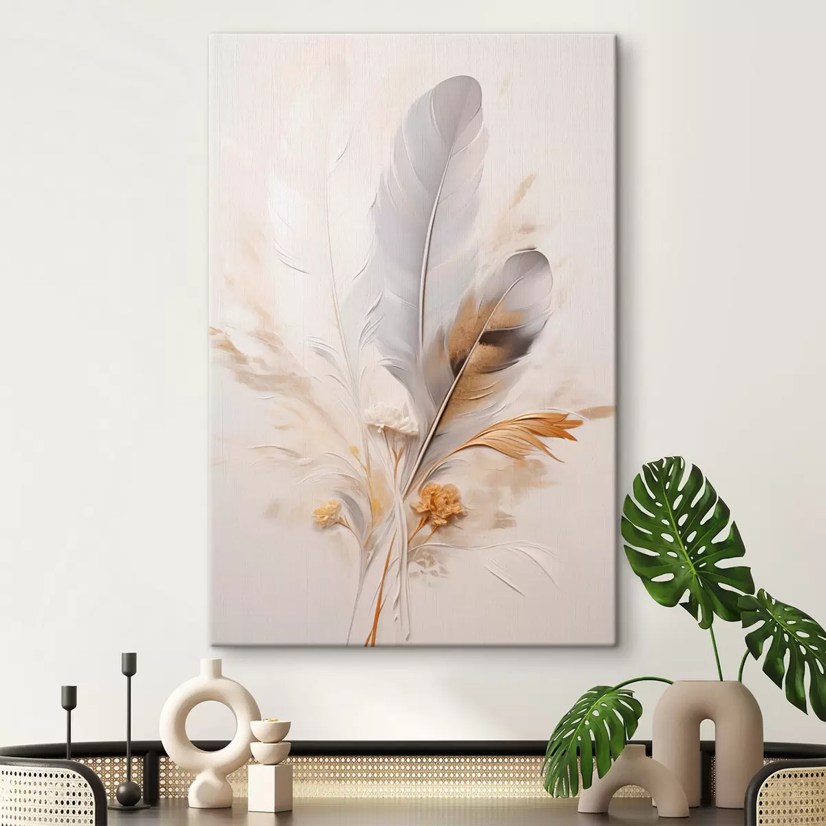 Tablouri Pene abstracte, înconjurate de pene bej și maro, moi și delicate, pe un fundal bej deschis. s46712