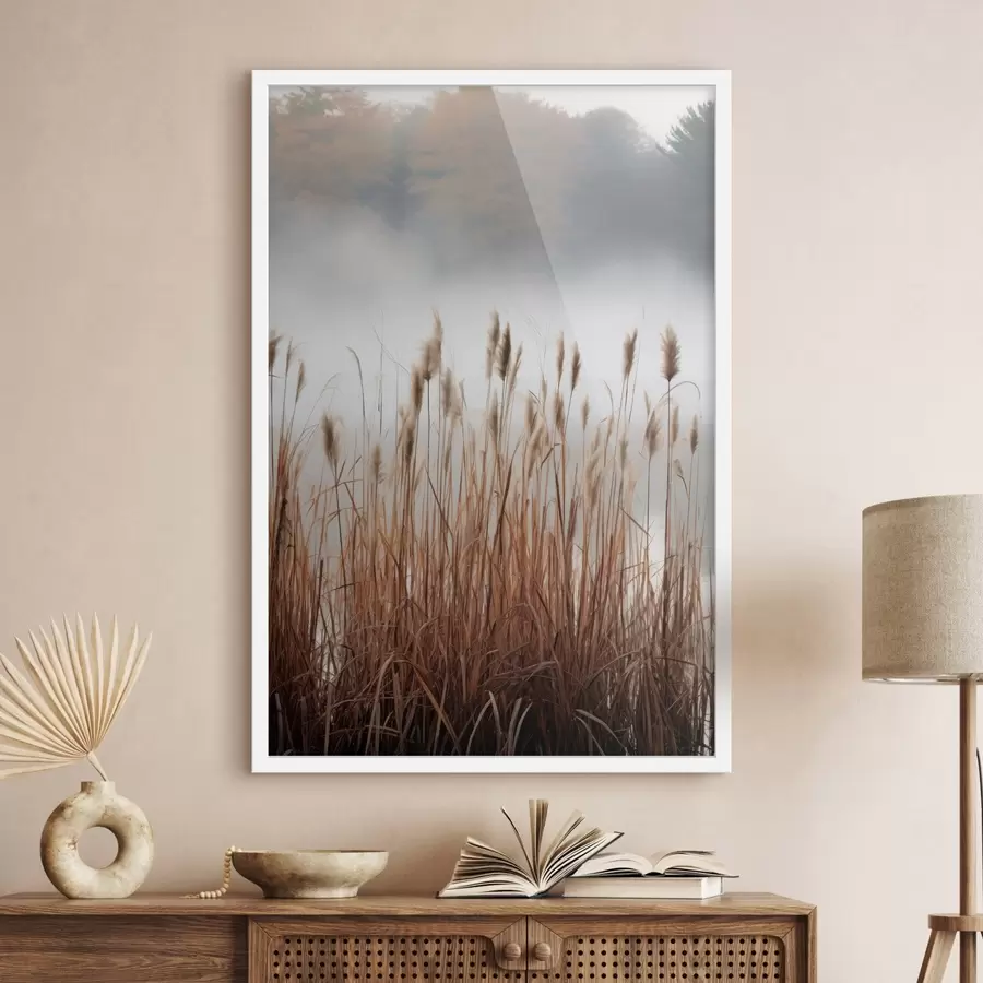 fototapet Stuf înalt crescând într-un corp de apă, apa reflectă stuful, fundal cețos, lumină difuză, peisaj natural f46696