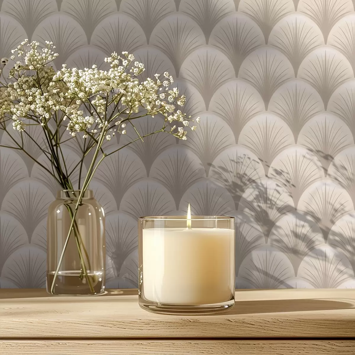 Wallpaper Arce de culoare bej cu raze fine pe un fundal deschis a00978