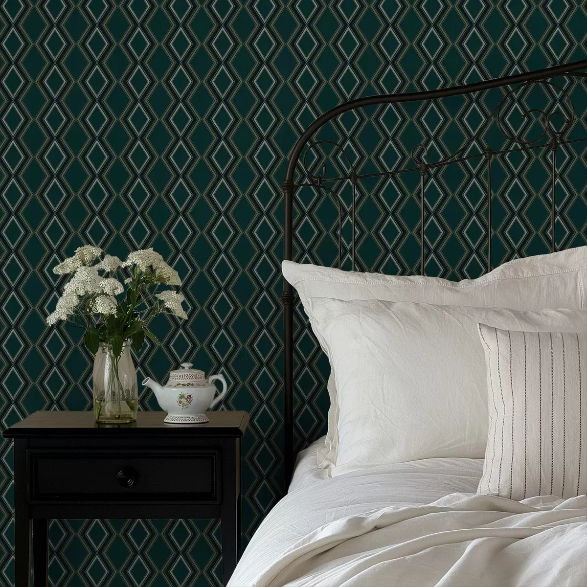 Wallpaper Fundal verde-albastru închis cu rânduri verticale de romburi a00976