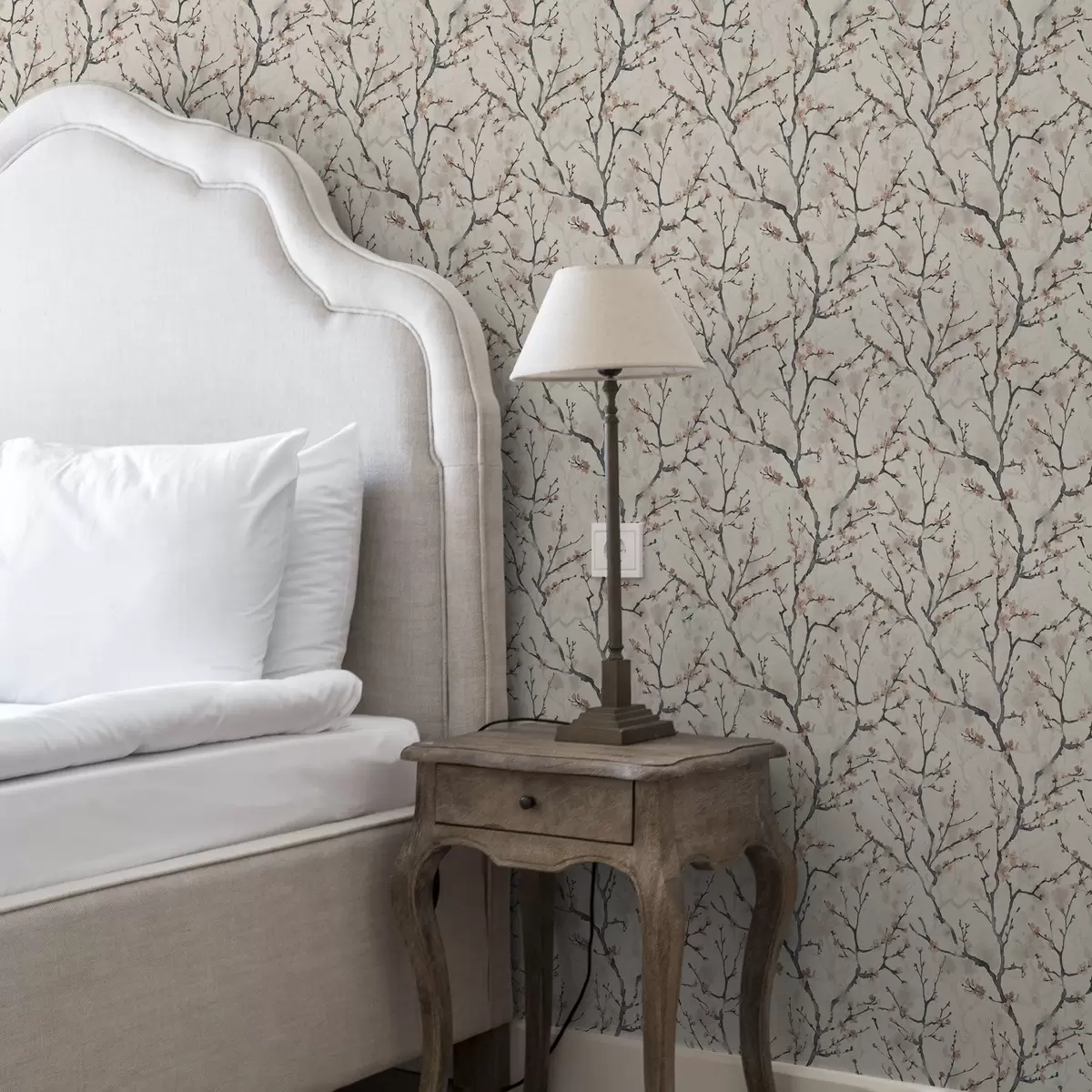 Wallpaper Ramuri de sakura pictate în acuarelă pe un fundal deschis a01033