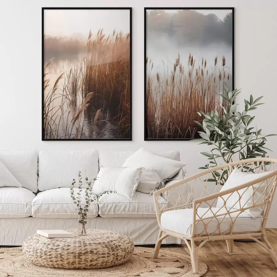 fototapet Stuf înalt crescând într-un corp de apă, apa reflectă stuful, fundal cețos, lumină difuză, peisaj natural d01008