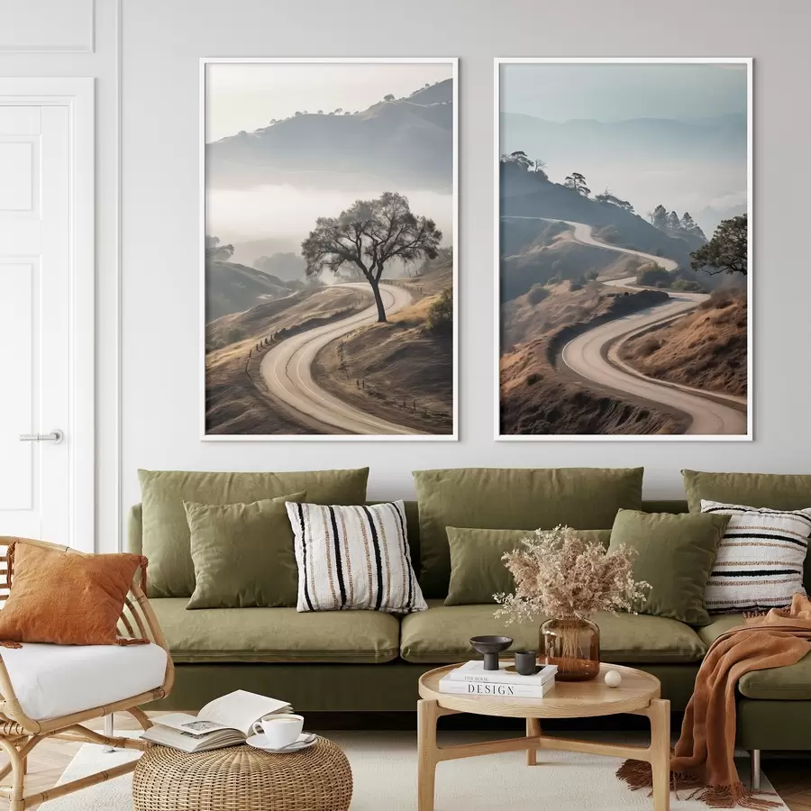 fototapet Un drum sinuos prin peisajul deluros, cu iarbă uscată, sub un cer senin, cu munți în depărtare d00887