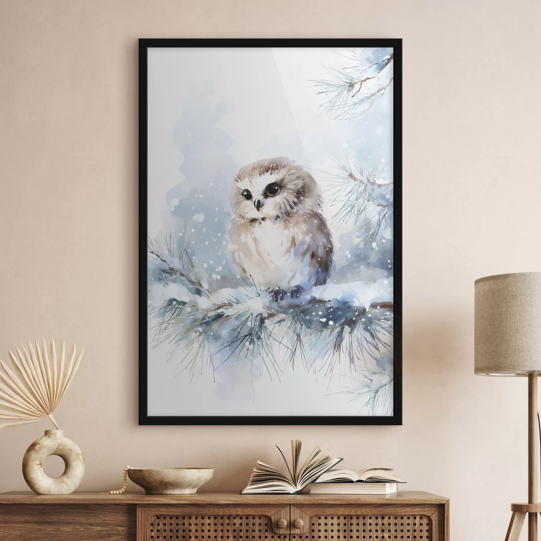 fototapet bufniță drăguță pe o ramură de pin acoperită de zăpadă, în stil acuarelă f47115