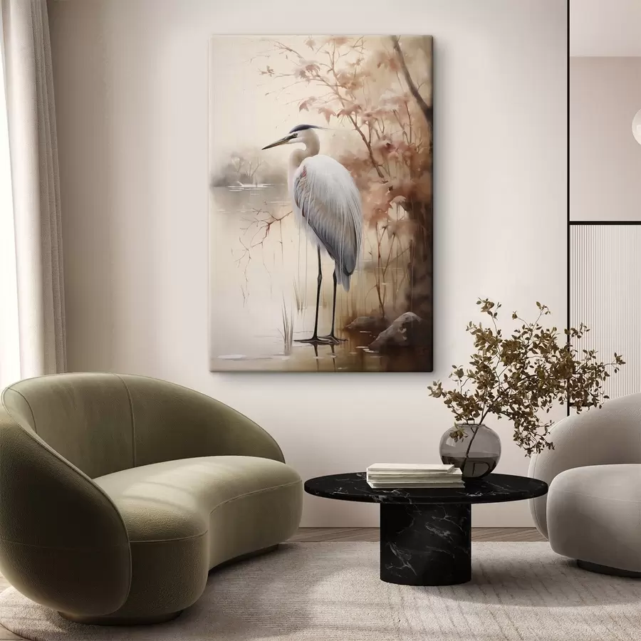 Tablouri O stârcă stă pe o stâncă într-un lac, cu iarbă înaltă și copaci în fundal. s47427