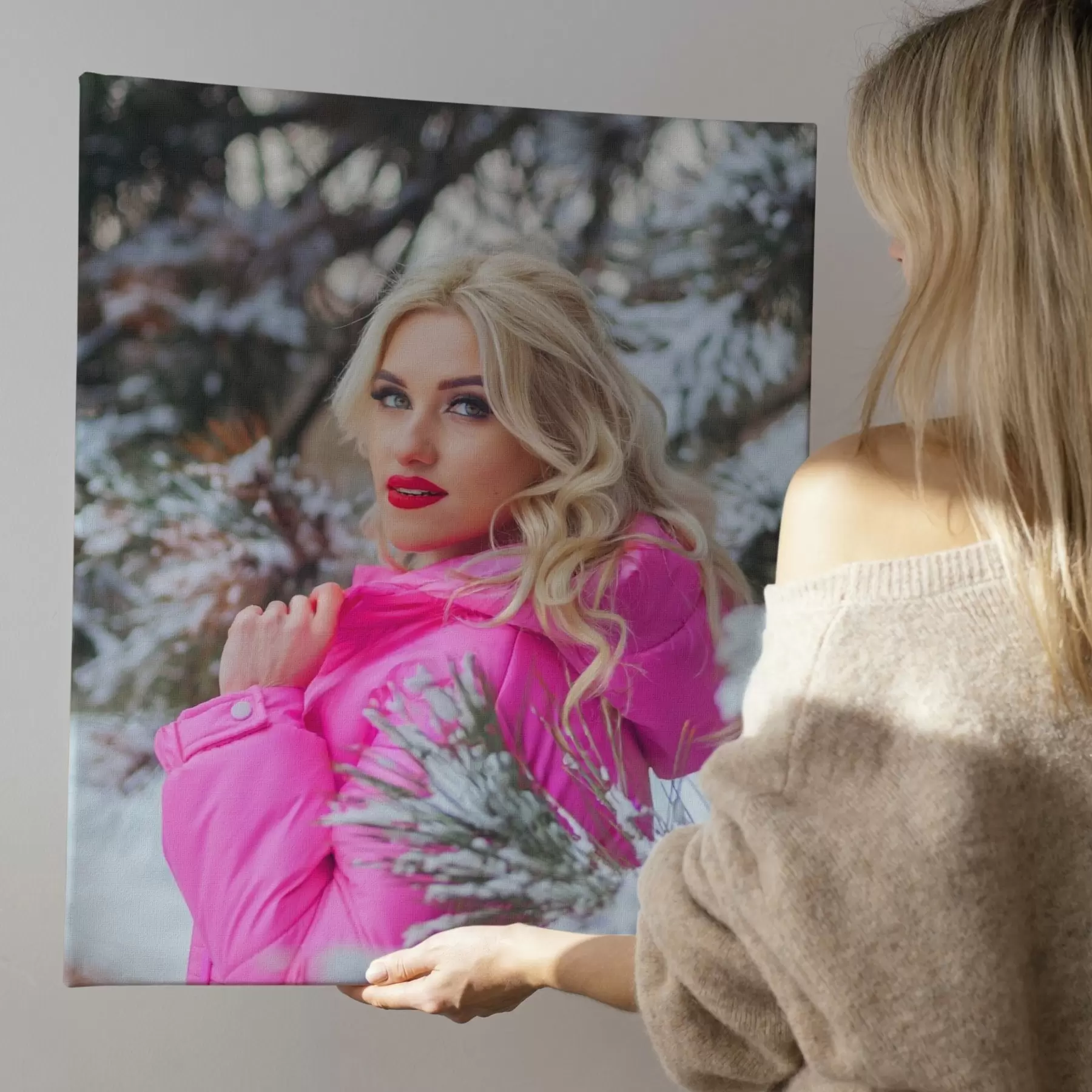 Tablouri Un cadou sub forma unui tablou realizat după o fotografie pentru o fată s47168