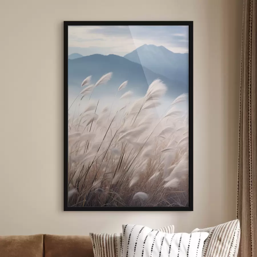 fototapet Iarbă înaltă și albă de pampas, care se leagănă în vânt, cu munți albastru deschis în fundal f47879