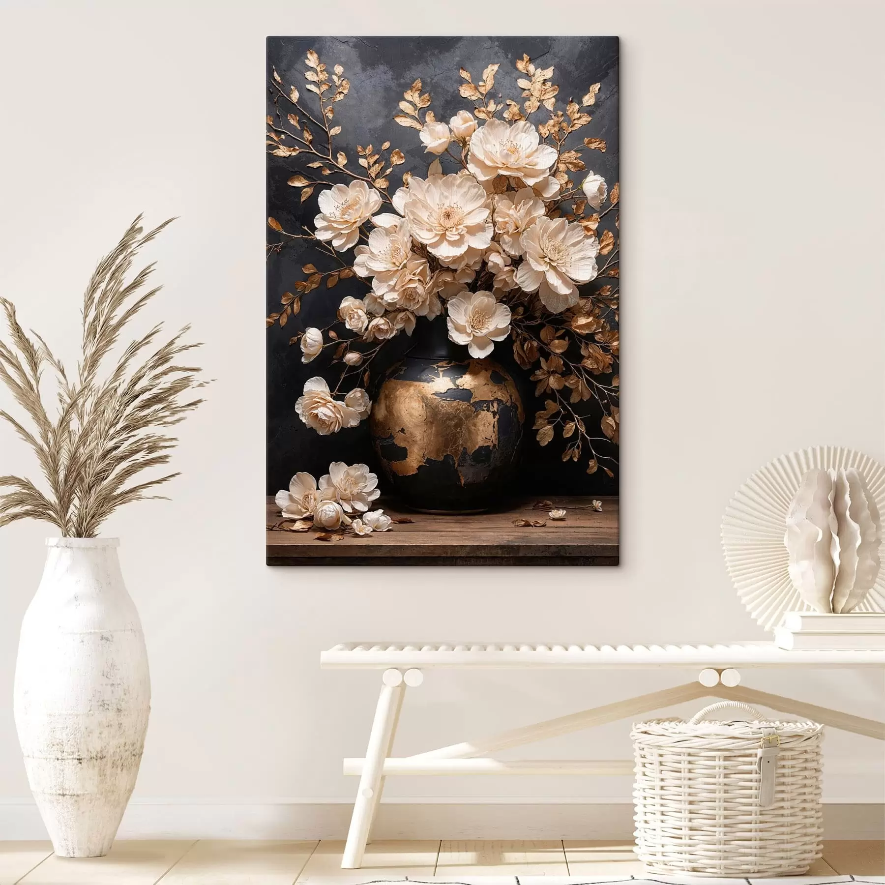 Tablouri Flori delicate într-o vază, însoțite de frunze decorative s48356