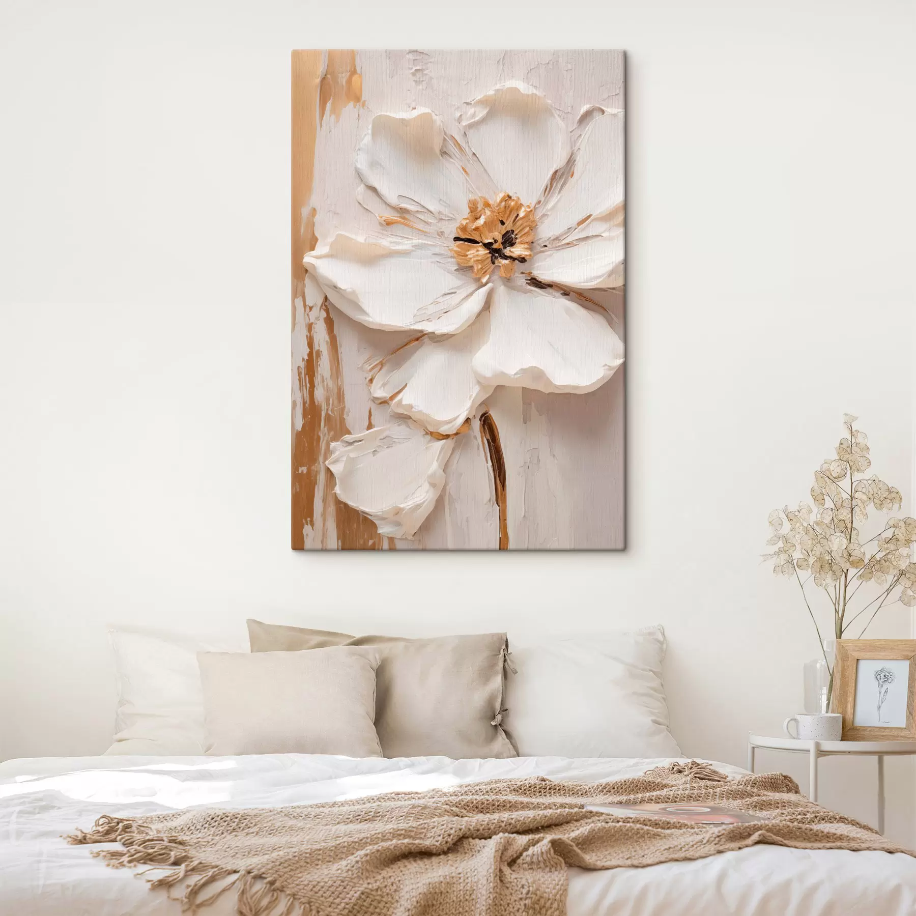 Tablouri Floare albă cu textură, cu petale delicate și fundal abstract s49486