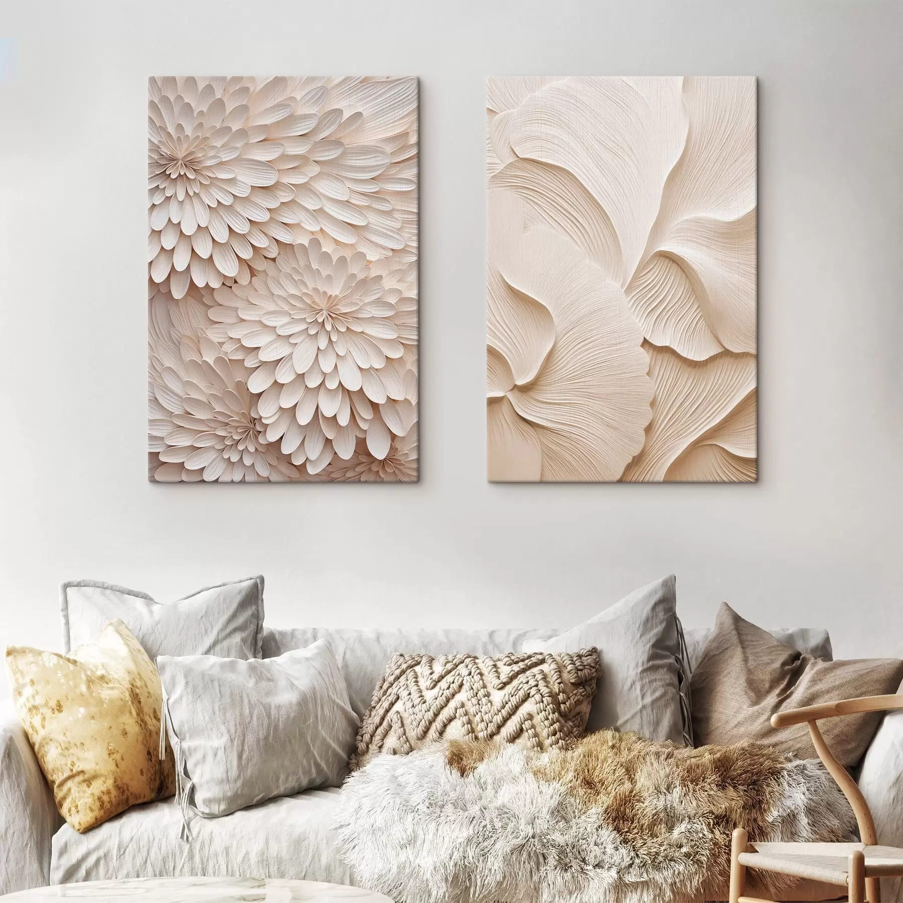 Tablouri Petale stratificate, de culoare crem, care formează motive florale abstracte, artă texturată m30680