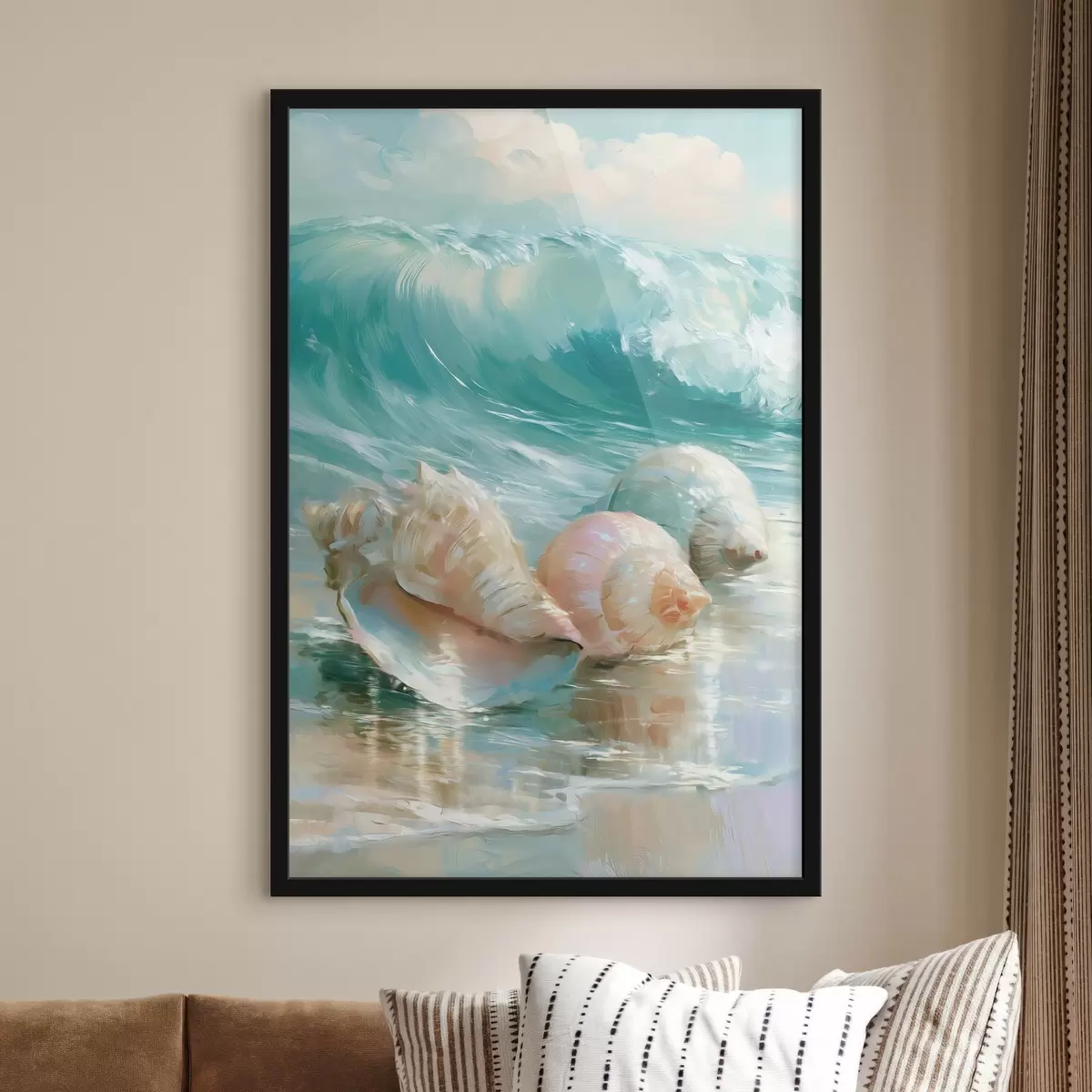 Poster O natură moartă liniștită de pe litoral: trei scoici delicate așezate pe nisipul fin și umed de lângă ocean, într-un stil pictural în ulei f49884