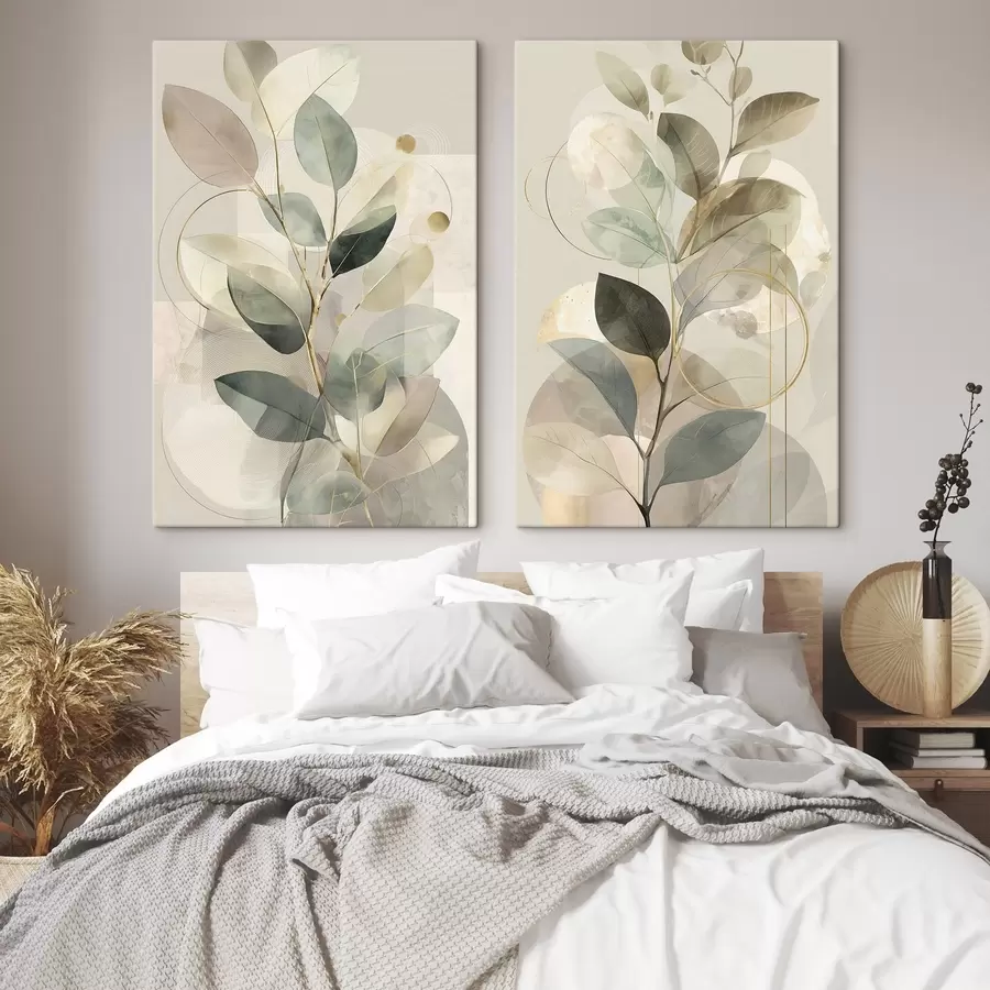 Tablouri Operă de artă abstractă minimalistă cu tematică botanică, reprezentând o ramură de măslin elegantă, cu frunze într-o nuanță delicată de verde salvie și bej cald m30726